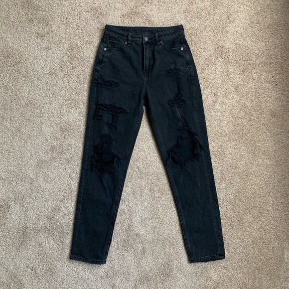 AE Mom Jean - Picture 1 of 4